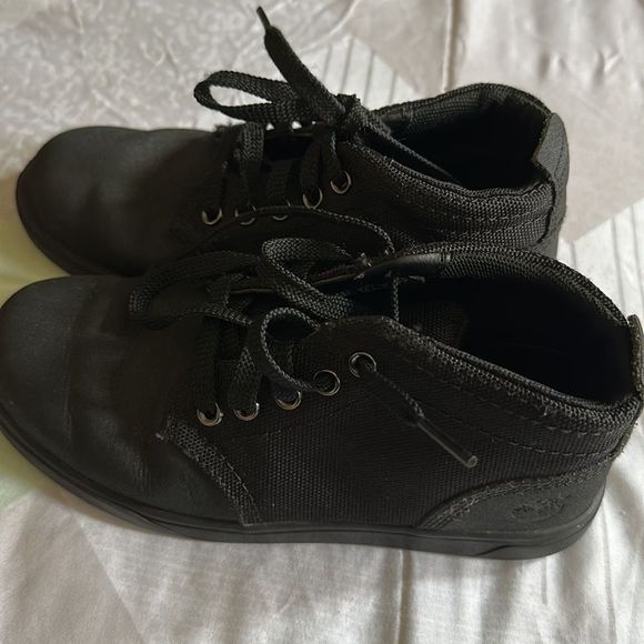3/$25 Timberland Otholite shoes - Picture 4 of 5